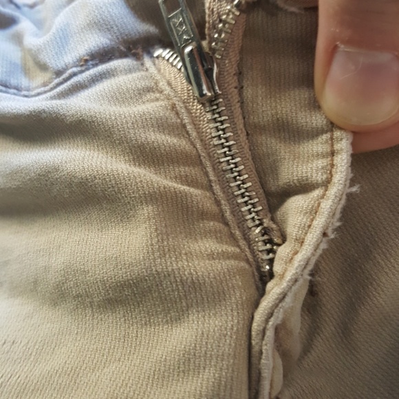 Maurices khakis - Picture 3 of 4